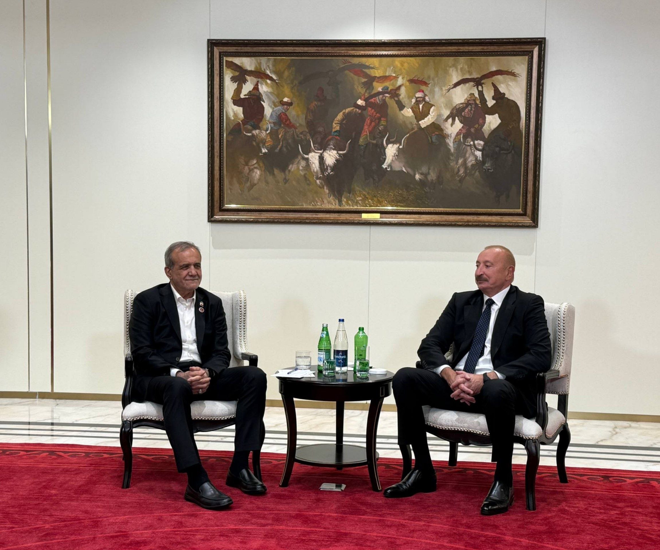 Փեզեշքիանը և Ալիևը ՇՀԿ գագաթնաժողովի շրջանակում առանձնազրույց են անցկացրել
