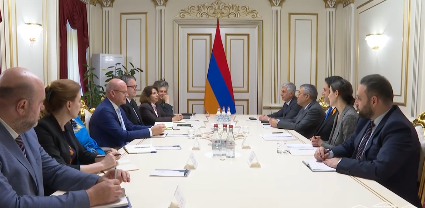 ՀՀ ԱԺ նախագահն ընդունել է Ֆրանկոֆոնիայի միջազգային կազմակերպության դիտորդական առաքելության պատվիրակությանը