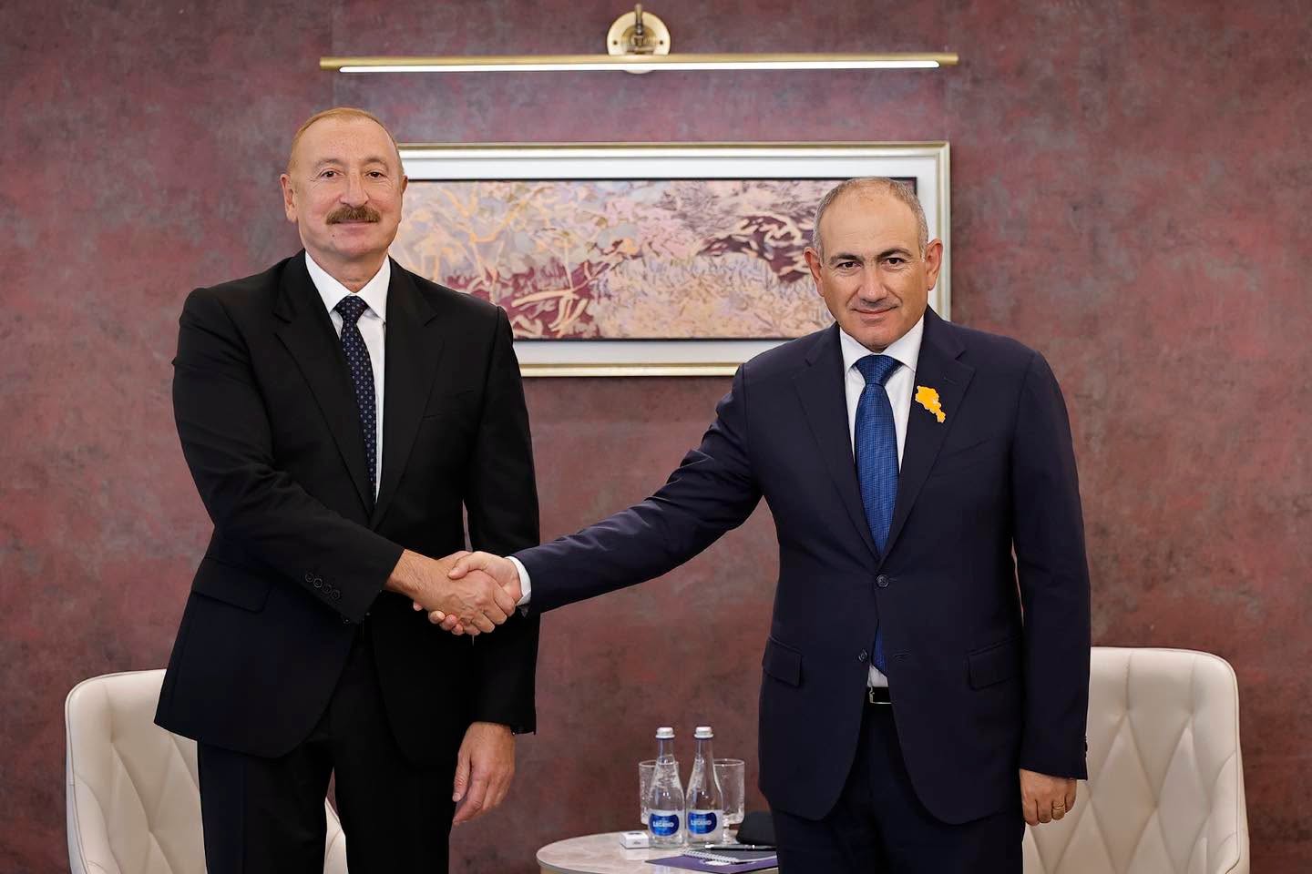 Կառավարությունը մանրամասներ է հայտնել Փաշինյան-Ալիև հանդիպումից