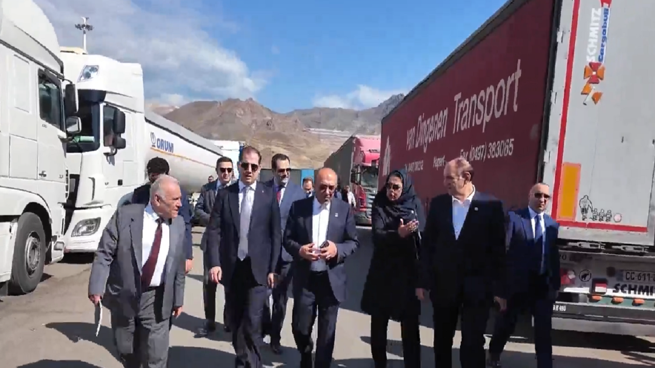 Իրանն ու Հայաստանը պայմանավորվել են պարզեցնել մաքսային ընթացակարգերը և արագացնել բեռների անցումը սահմանին