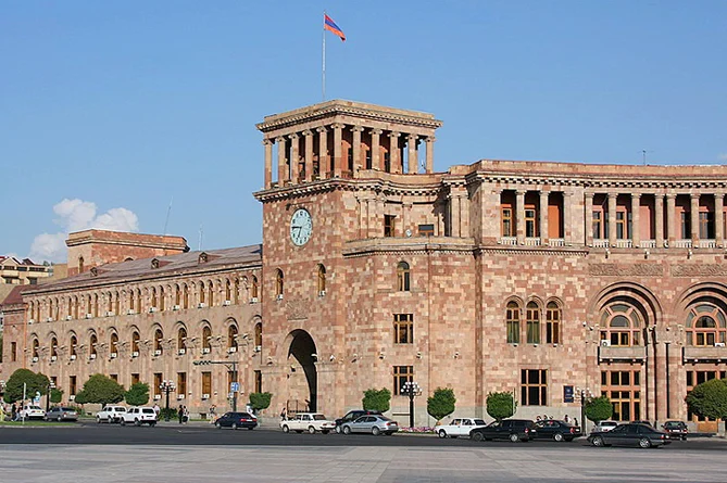 Կառավարությունը 320 մլն դոլարի նոր վարկեր կվերցնի