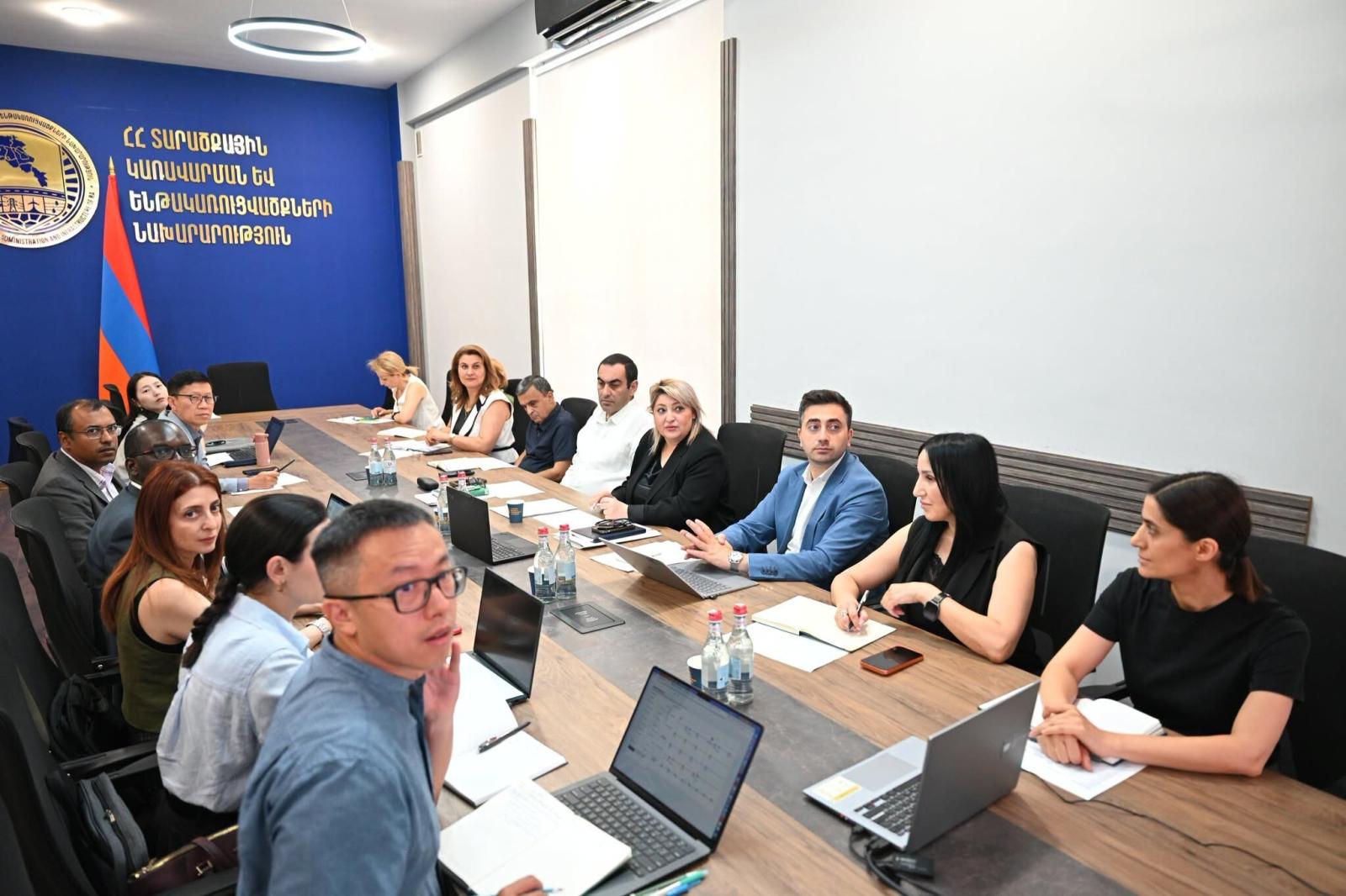 ԱԶԲ ներկայացուցիչների հետ քննարկվել են Պուշկինի թունելի վերականգնման, Դիլիջանի նոր թունելի կառուցման հարցերը