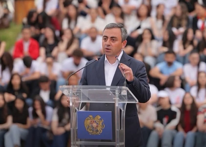 Իշխան Սաղաթելյանի բնակարանը խուզարկել են ԴԱՀԿ–ի պահանջները չկատարելու համար