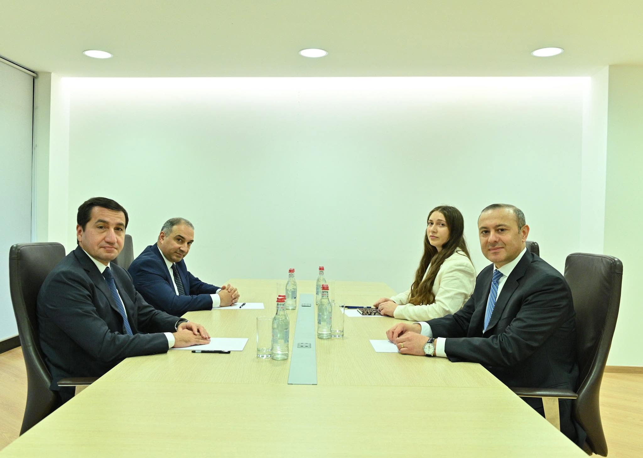 Գրիգորյան–Հաջիև․ քննարկվել են խաղաղության գործընթացի հարցերը