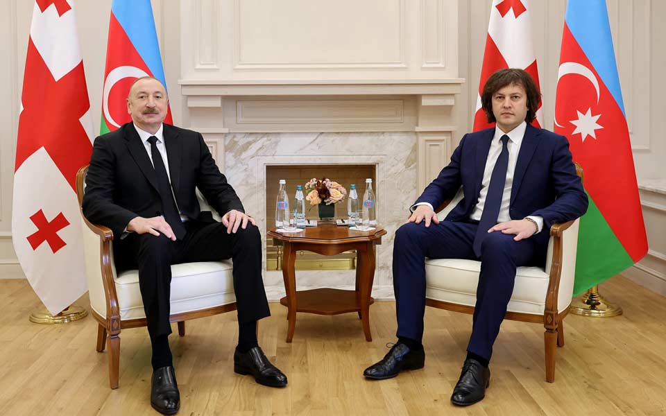 Ալիևը հանդիպել է Վրաստանի վարչապետի հետ