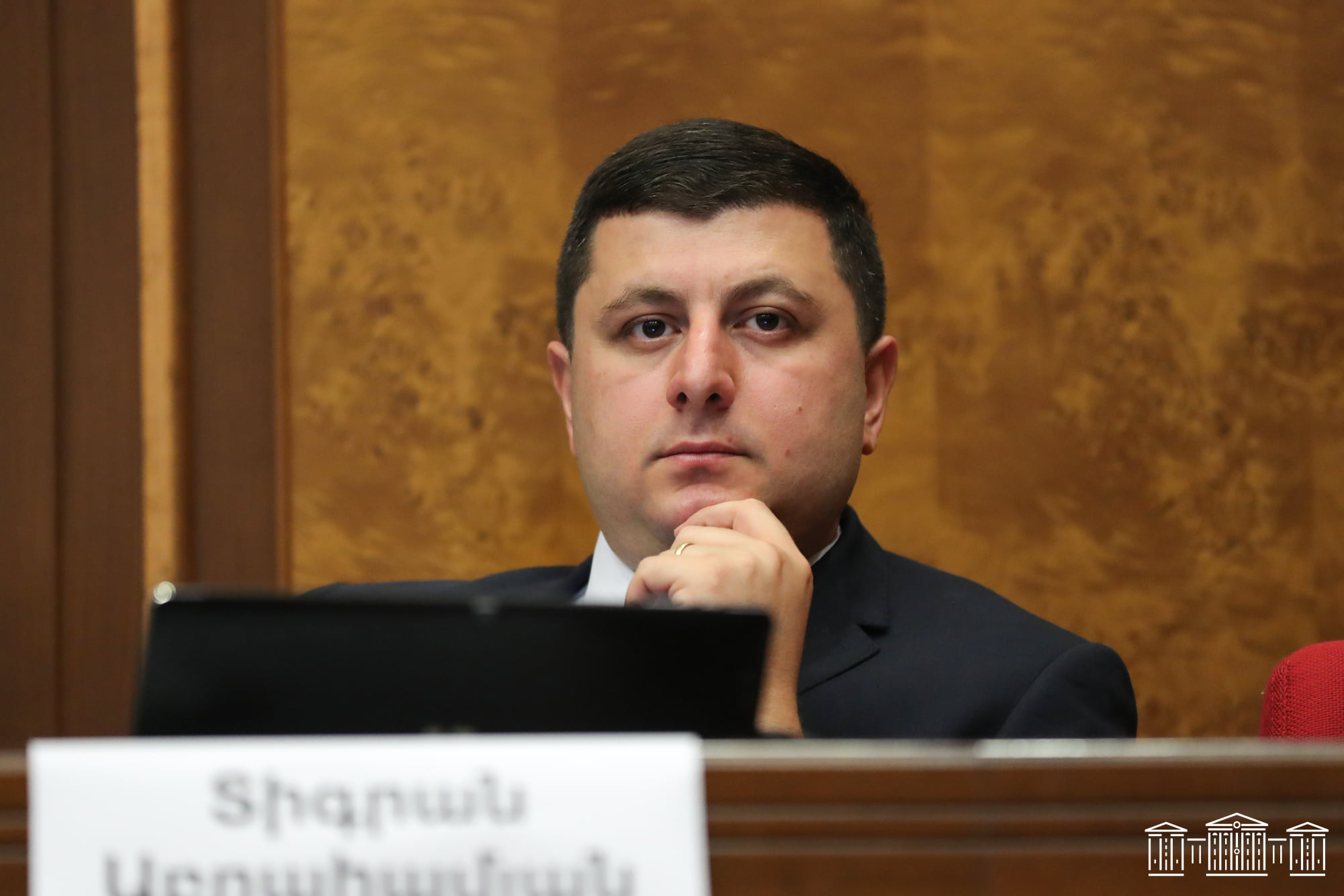 Քաղաքական «բեսպրեդելը» վաղուց հատել է գծված ու չգծված բոլոր սահմանները․ Տիգրան Աբրահամյան  