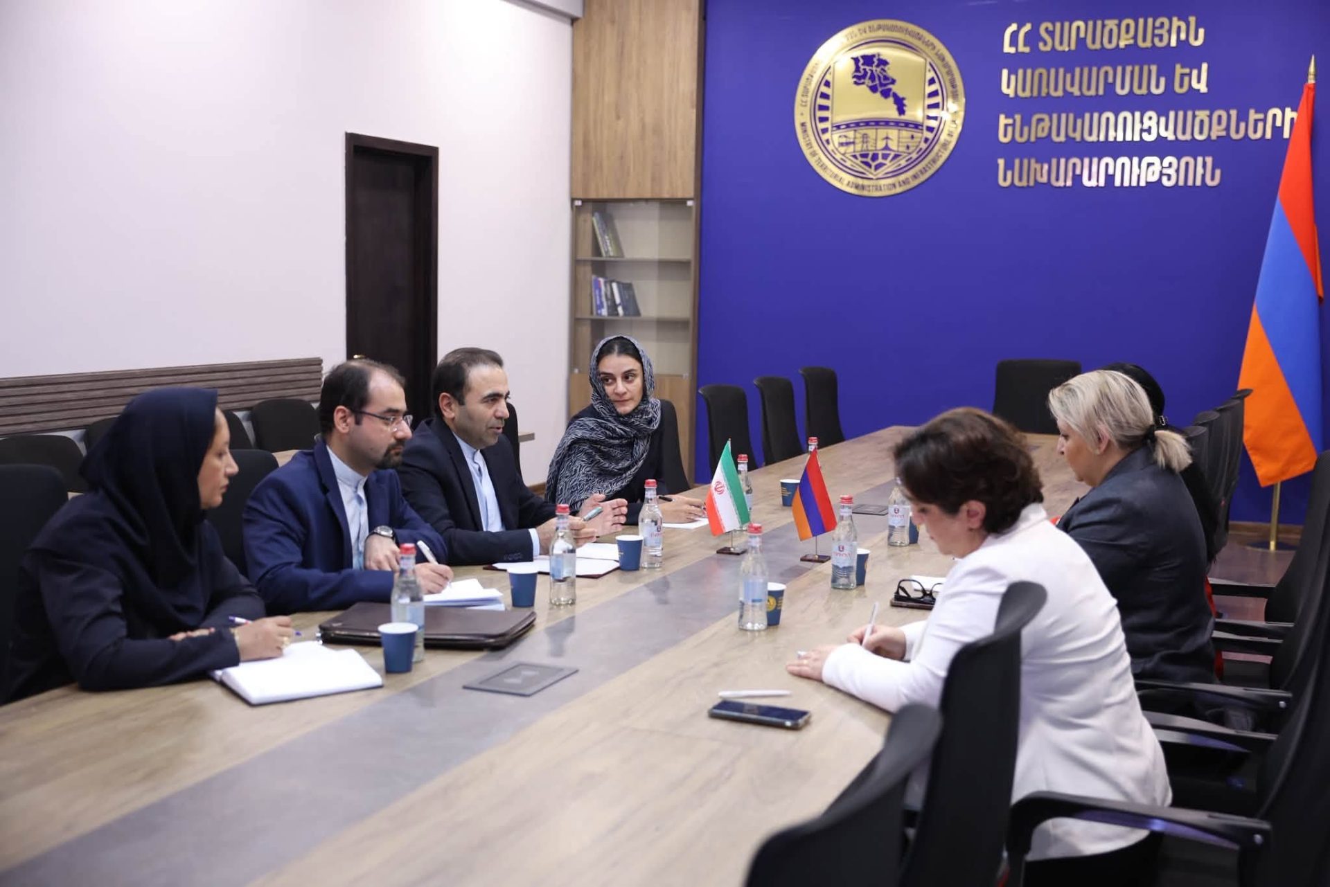 Հայկական և իրանական կողմերը անդրադարձել ենլ են Արաքս գետի վրա, երկրորդ կամրջի կառուցման նախաձեռնությանը