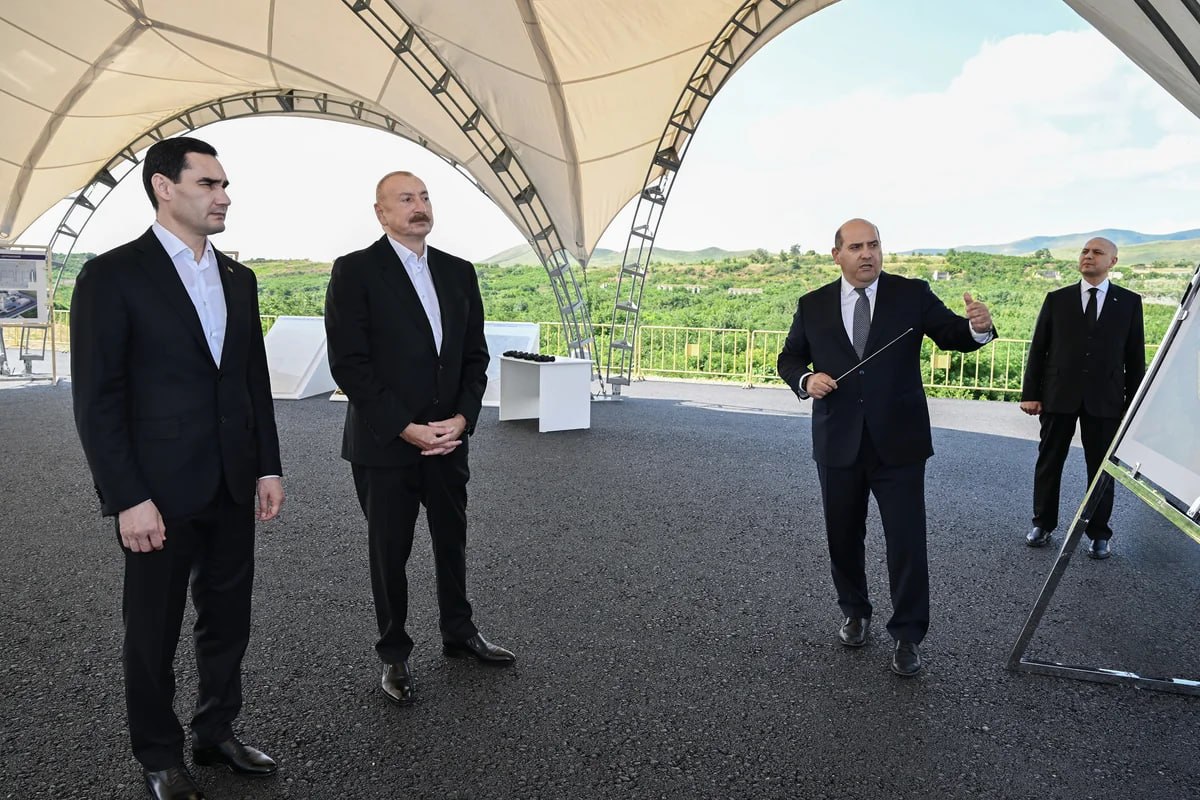  Ալիևն ու Բերդիմուհամեդովն այցելել են Ֆիզուլի (Վարանդա)
