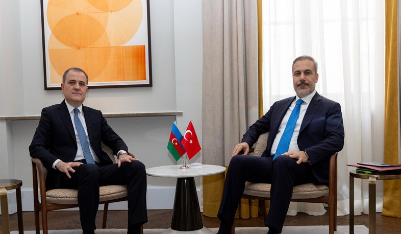 Ջեյհուն Բայրամովը  Հաքան Ֆիդանի հետ քննարկել է  42 կիլոմետրանոց հատվածը, որն անցնում է Հայաստանով