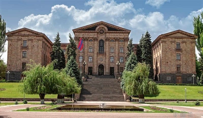 Ընդդիմությունը որոշել է վերցնել մանդատները․ ԶԼՄ