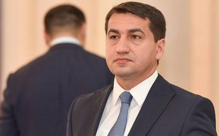 Զելենսկին Ադրբեջանի նախագահի օգնականին պարգևատրել է «Արժանիքների շքանշանով»
