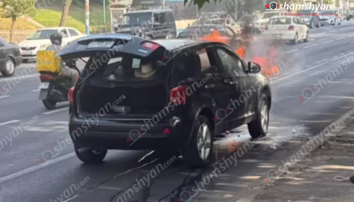 Երևանում «Nissan»-ն ամբողջությամբ այրվել է