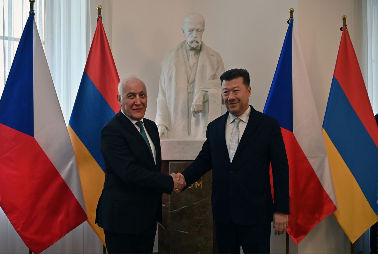 ՀՀ նախագահը հանդիպել է Չեխիայի Պատգամավորների պալատի նախագահ Տոմիո Օկամուրայի հետ 