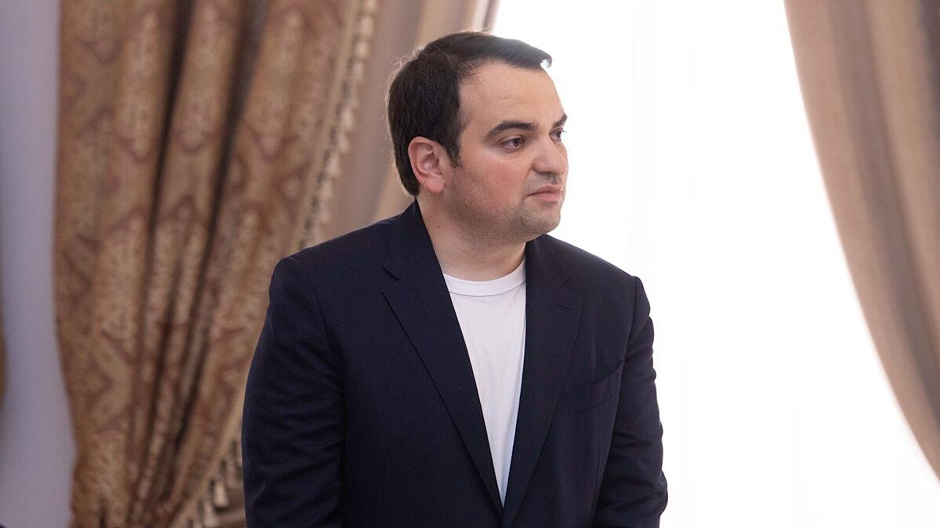 Նարեկ Կարապետյանը արձագանքել է Րաֆֆի Հովհաննիսյանին