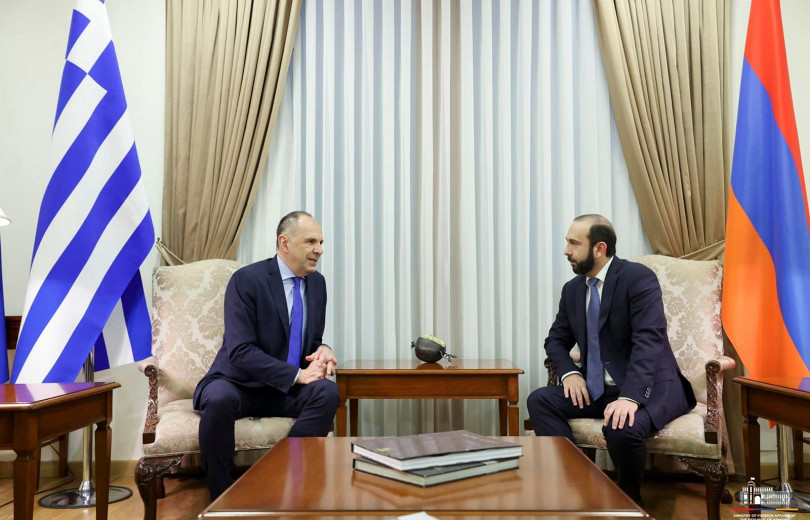 Հունաստանի արտաքին գործերի նախարարը շնորհավորել է Արարատ Միրզոյանին Հայաստանի ԱԳ նախարարի պաշտոնում վերանշանակվելու առթիվ