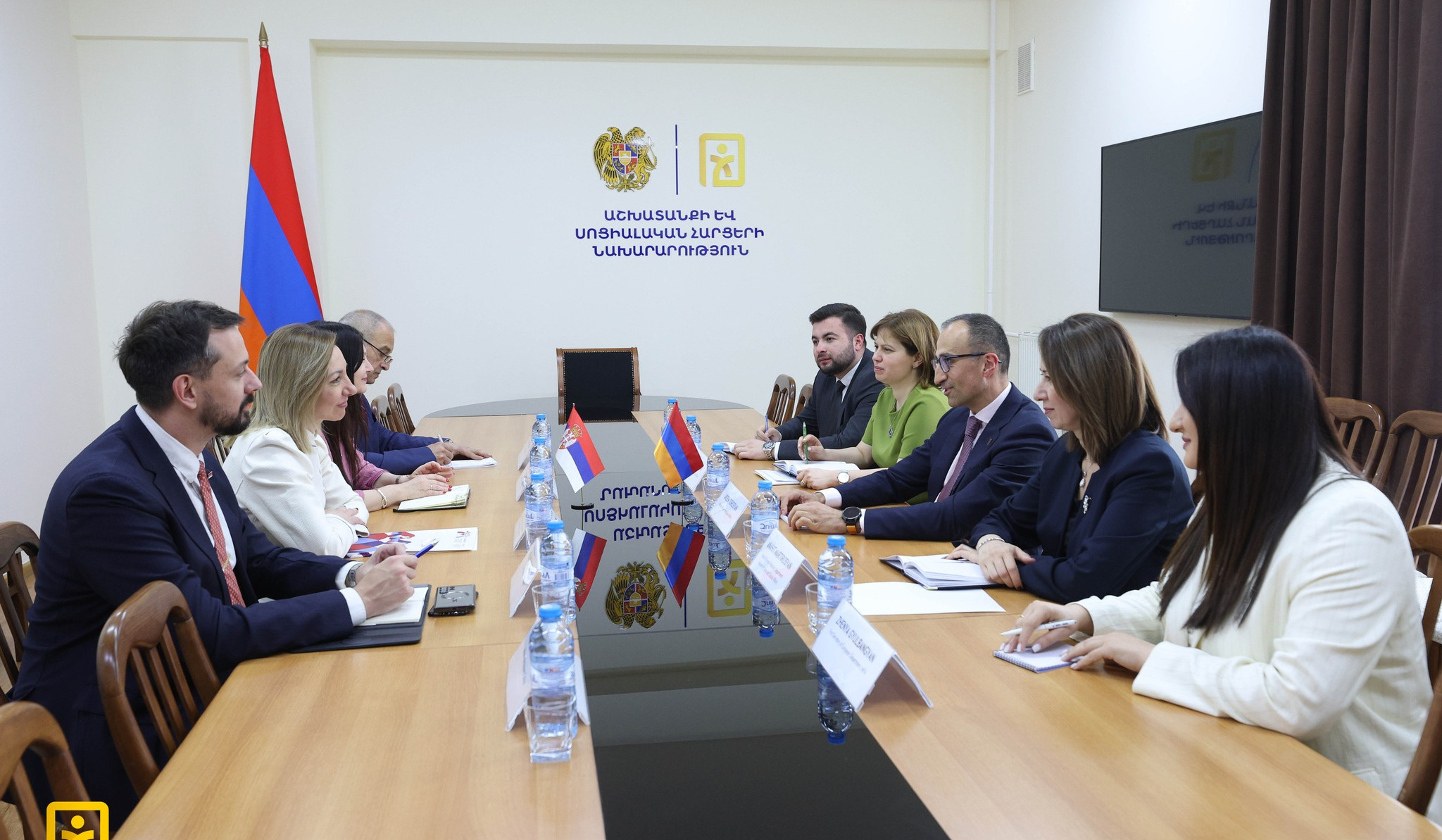 ԱՍՀ նախարարը և Տատյանա Մացուրան քննարկել են գենդերային հավասարության ապահովման հարցեր